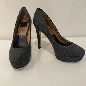 Dolce Vita gray wool Platform heel
